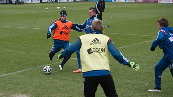 更是对他整 更是对他整