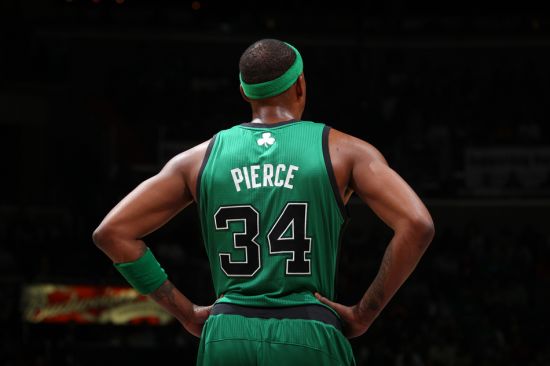 短短两秒内 短短两秒内