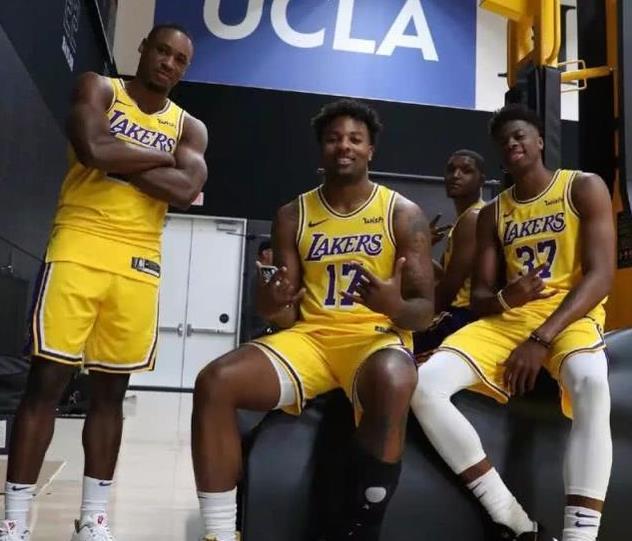 夸张的打击 夸张的打击